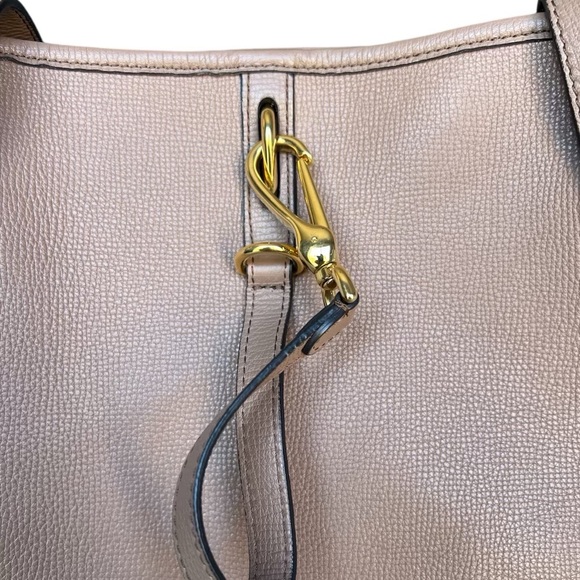 Burberry Tan Honeybrook Derby Medium Tote - Picture 7 of 14